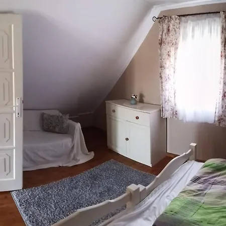 Ferienhaus Kotnyek Nyaralo *