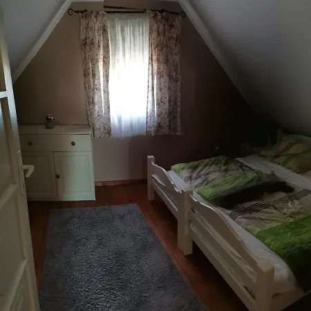 Kotnyek Nyaralo Balatonkeresztur